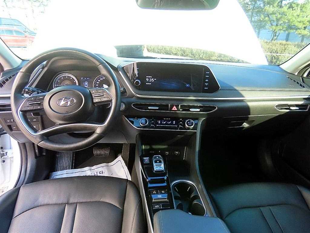 HYUNDAI Sonata - Vista 7