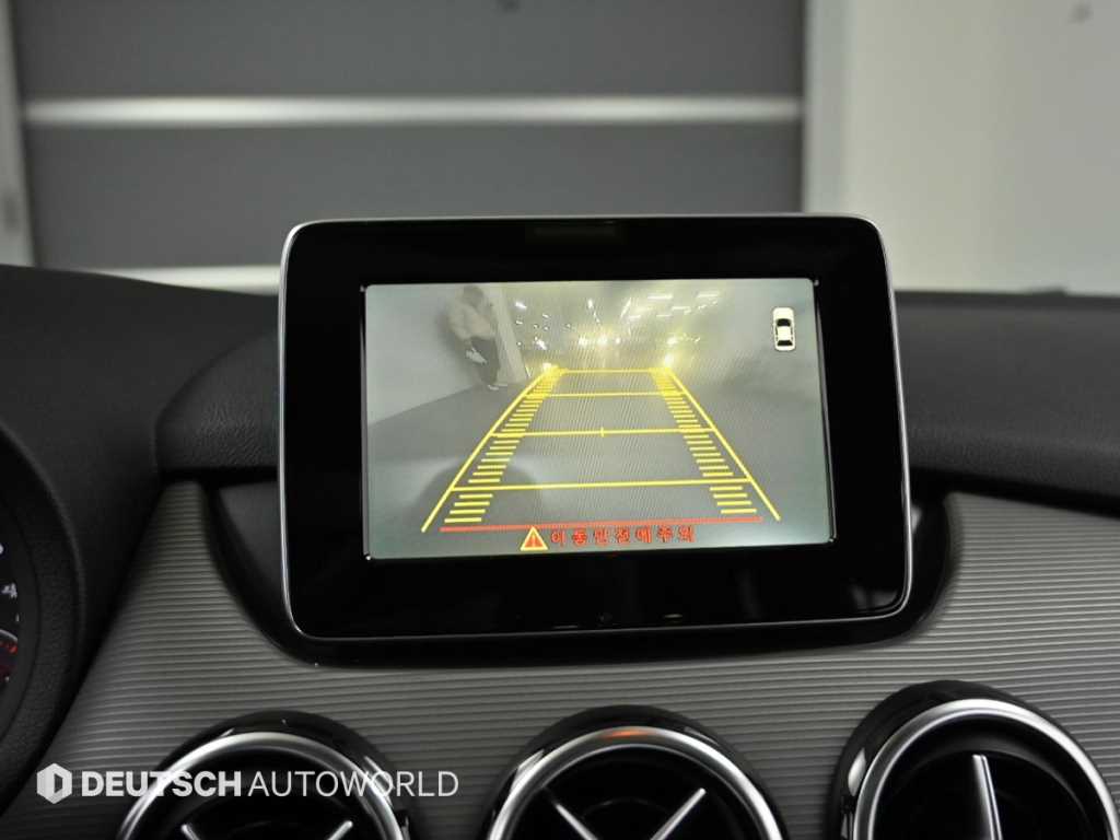 Mercedes Benz B Class (MY B) 2018 Plateado - Importación desde Corea - HF Imports Iquique - Foto 15