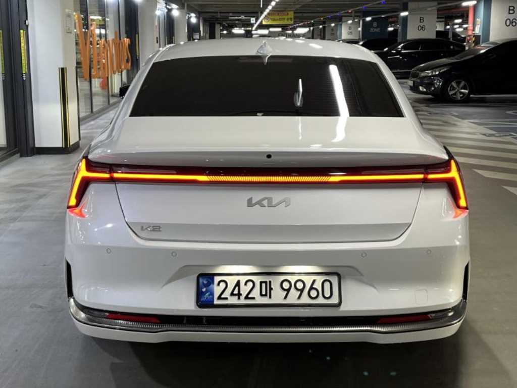 KIA K8 - Vista 5