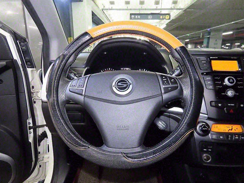 Ssangyong Korando - Vista 8