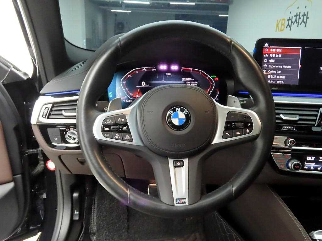 BMW 5 Series - Vista 7