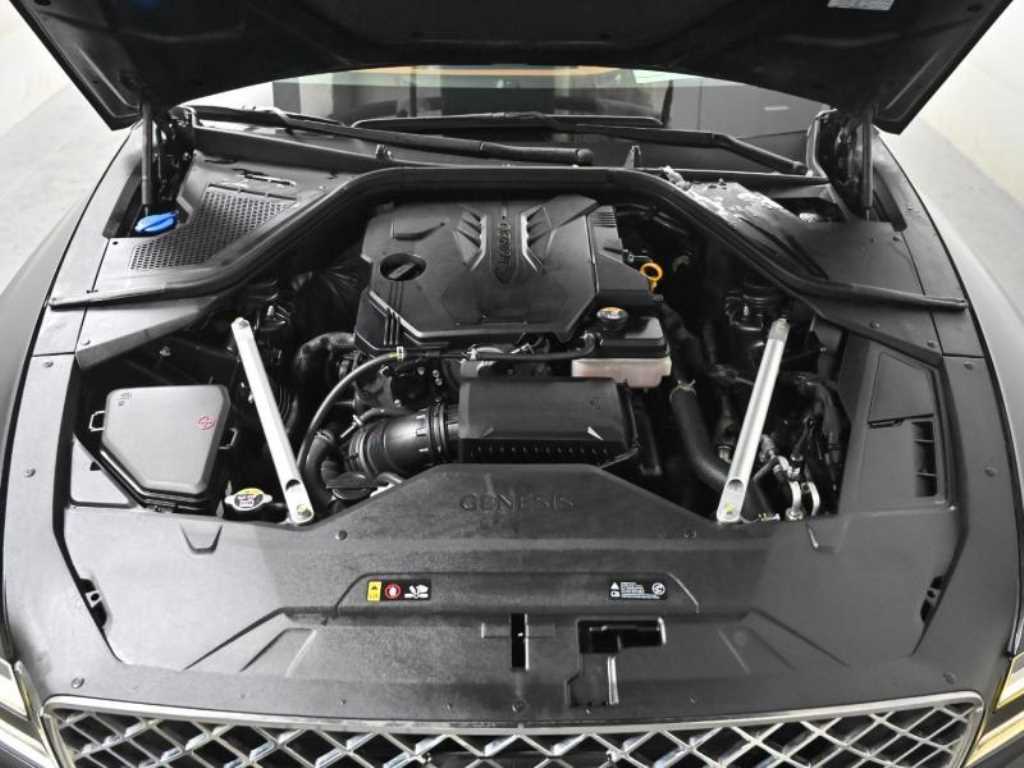 Genesis G80 - Vista 6