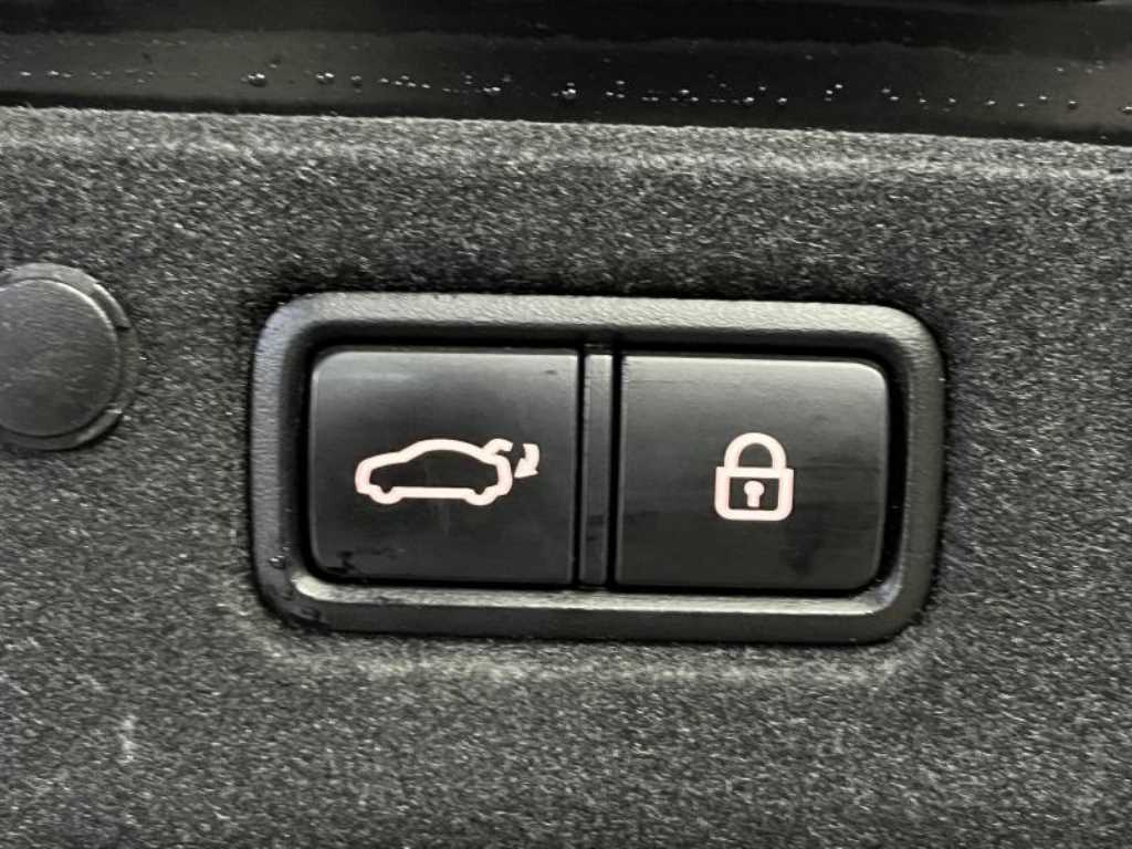 HYUNDAI Grandeur - Vista 6