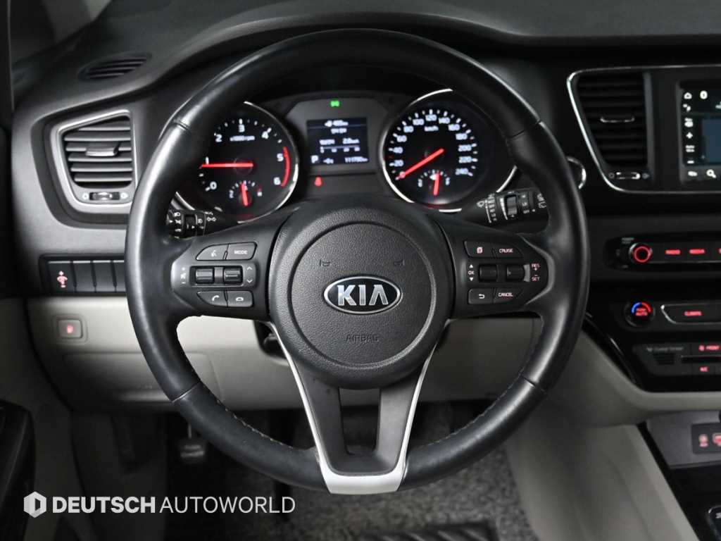 KIA Carnival 2019 Negro - Importación desde Corea - HF Imports Iquique - Foto 13