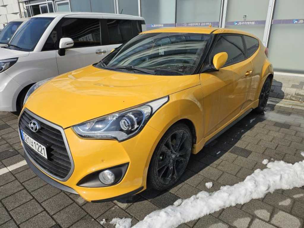 HYUNDAI Veloster - Vista 3