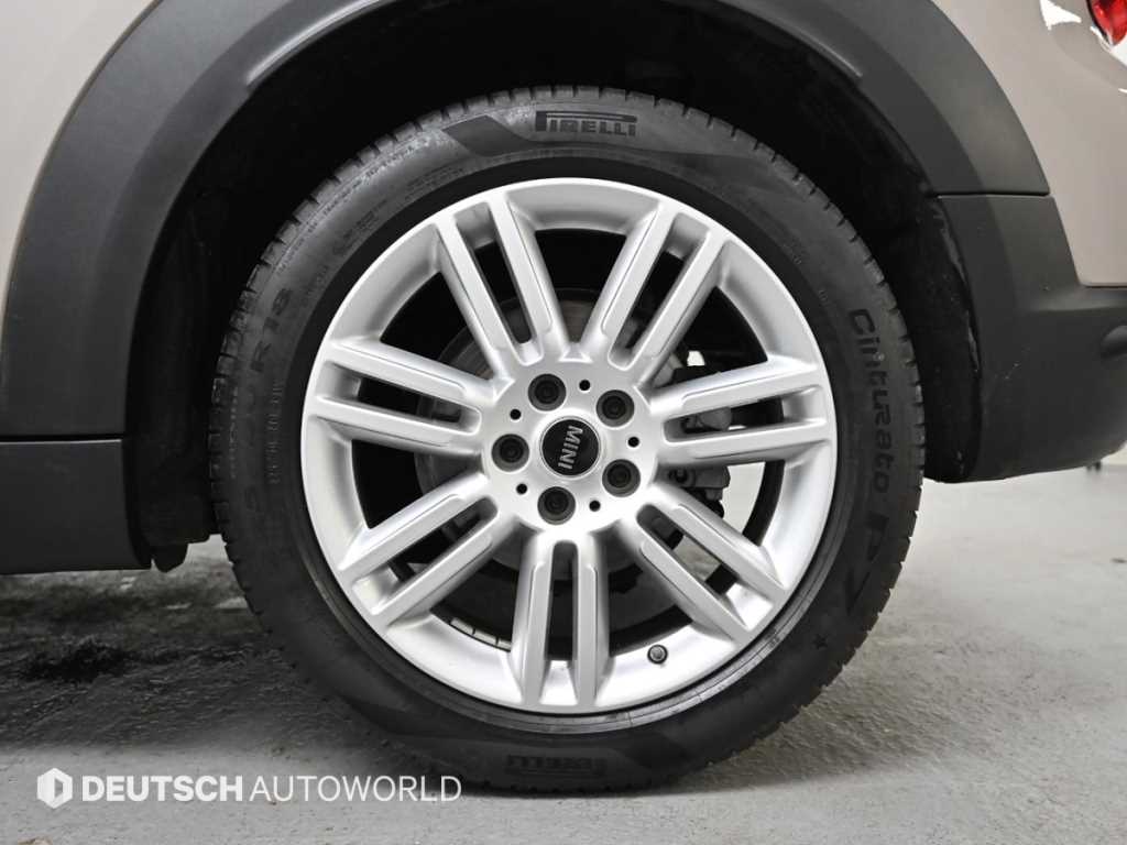 Mini Countryman - Vista 5