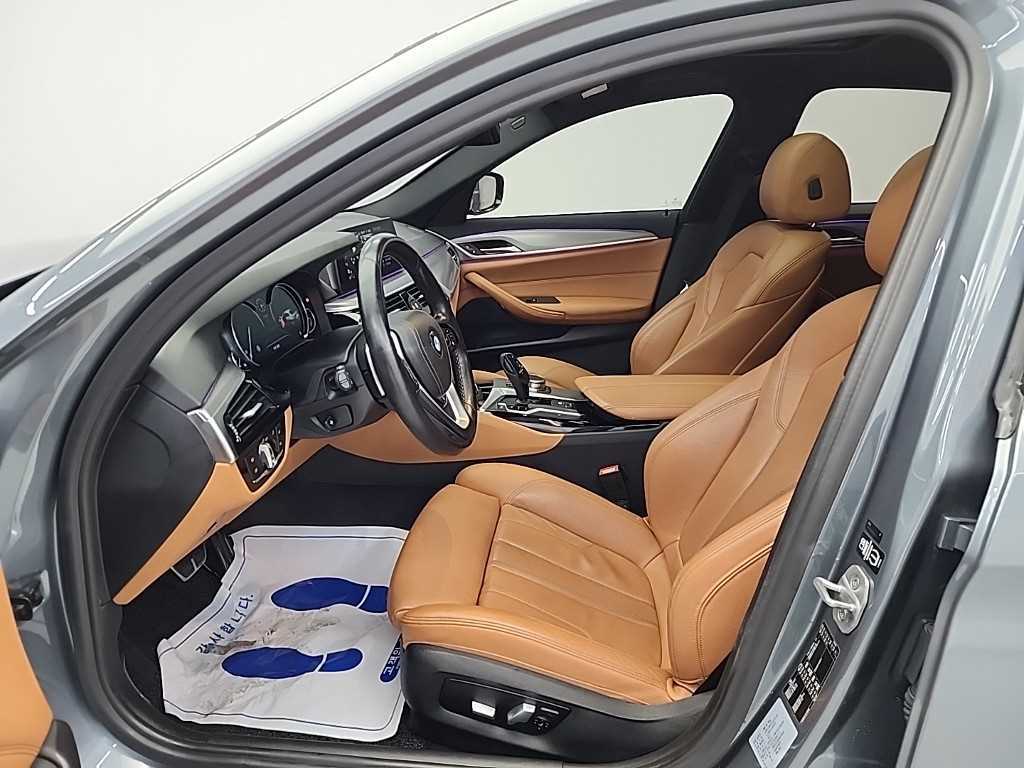 BMW 5 Series - Vista 11