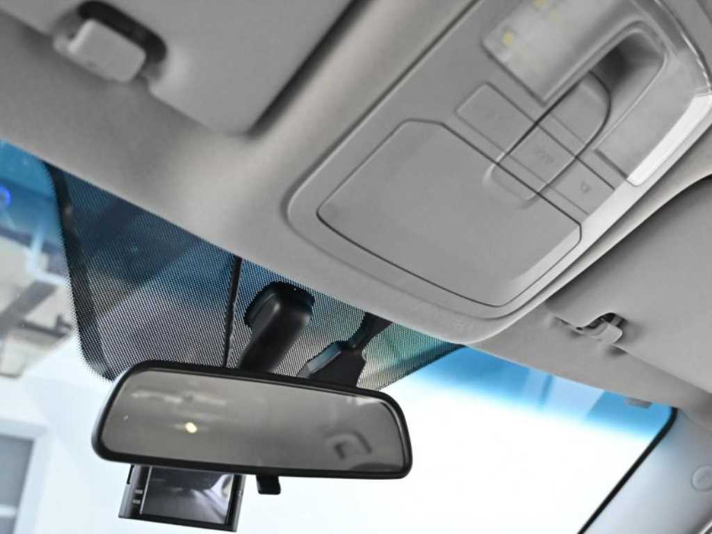 Ssangyong Tivoli 2018 Blanco - Importación desde Corea - HF Imports Iquique - Foto 19