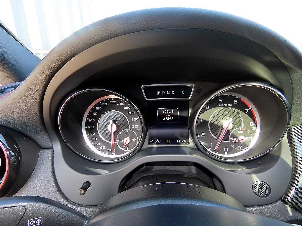 Mercedes Benz CLA Class - Vista 9