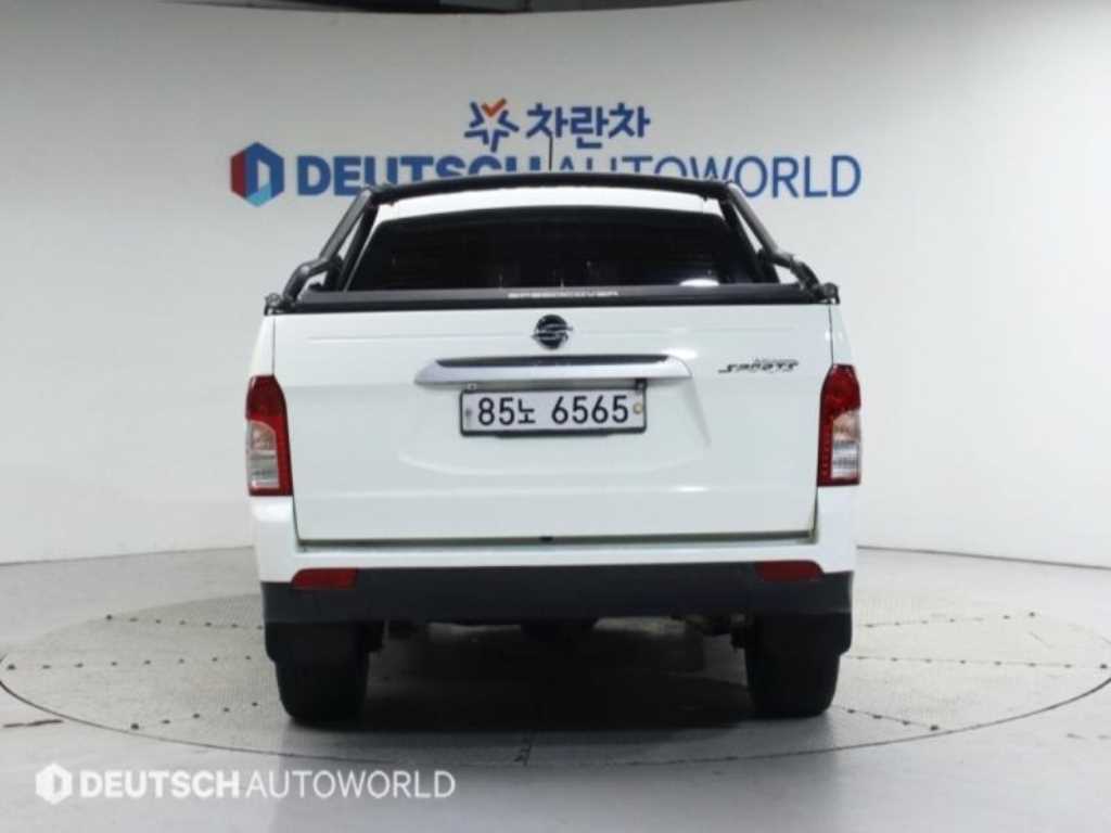 Ssangyong Korando - Vista 4