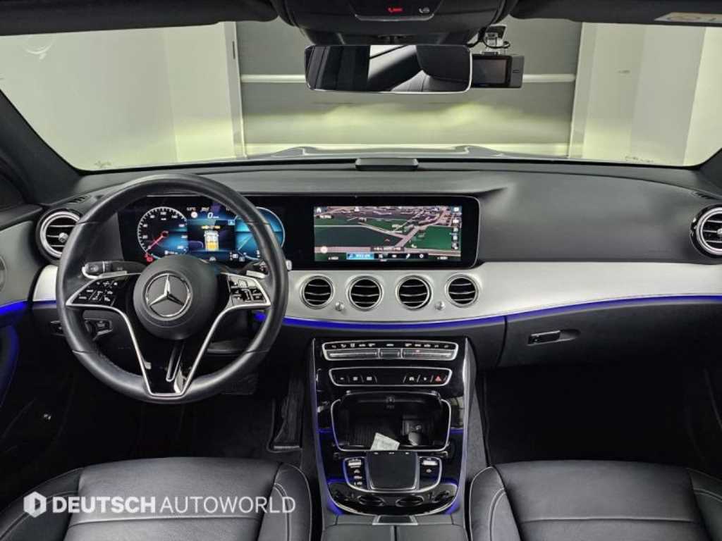 Mercedes Benz E class - Vista 7