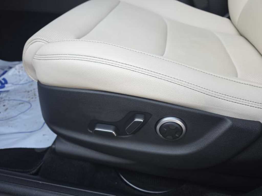 Genesis GV70 2025 Gris - Importación desde Corea - HF Imports Iquique - Foto 20