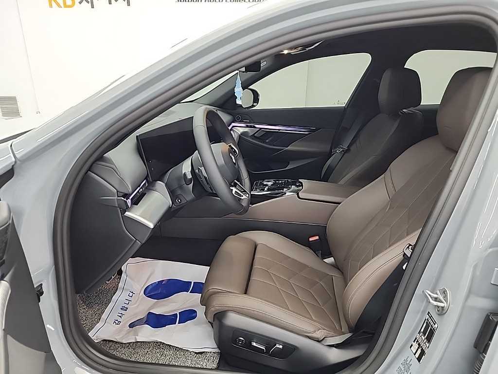 BMW 5 Series - Vista 12