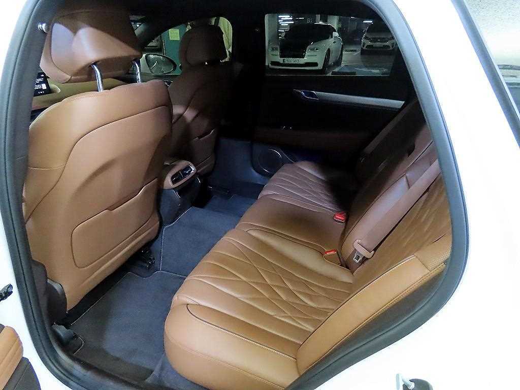 Genesis G80 - Vista 7