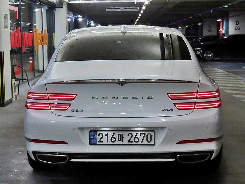 Genesis G80 - Vista 5