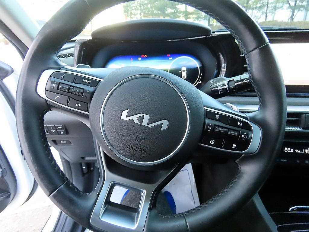 KIA K5 - Vista 8