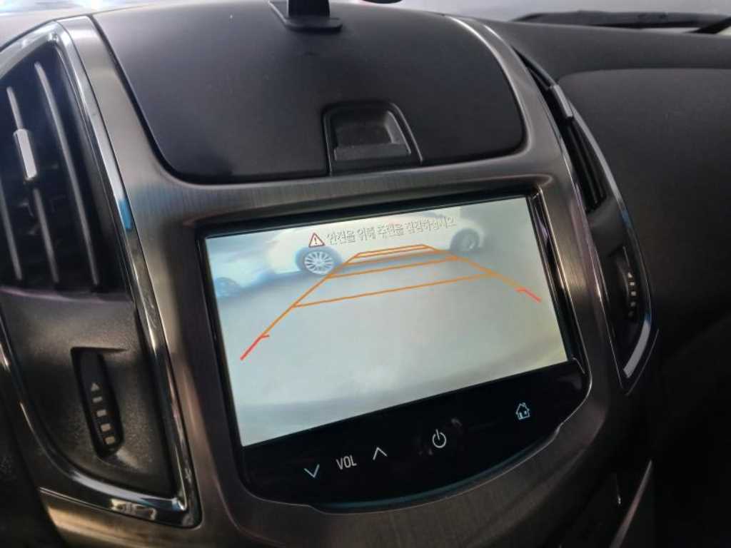 Chevrolet Cruise 2016 Negro - Importación desde Corea - HF Imports Iquique - Foto 17