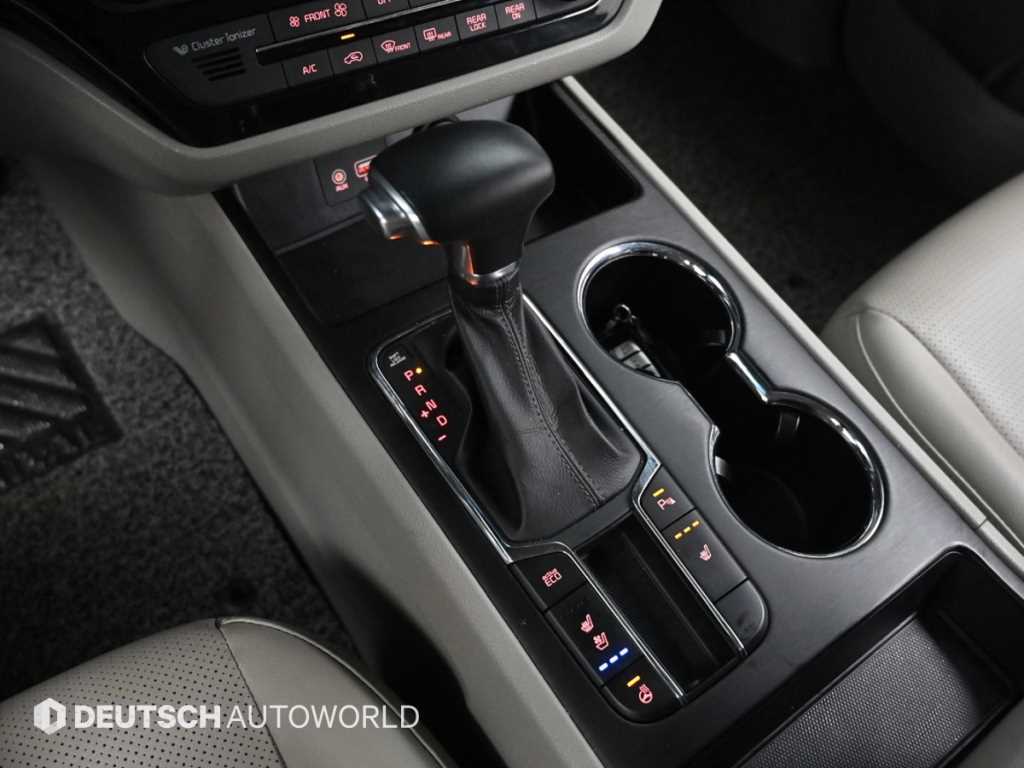 KIA Carnival - Vista 9