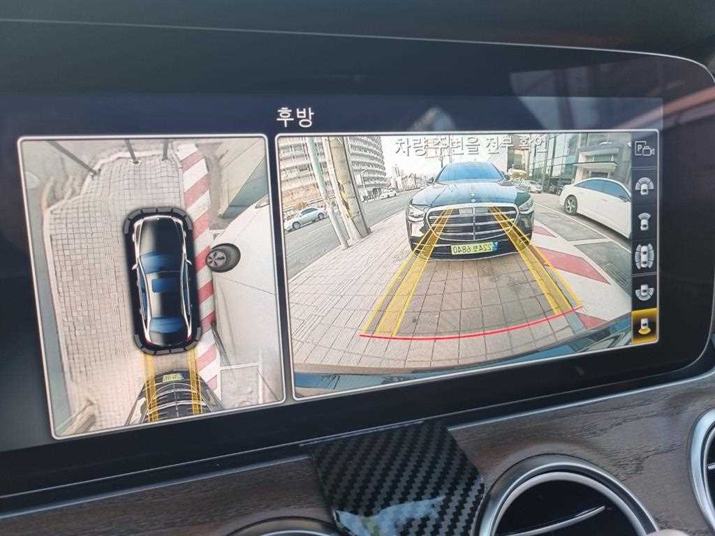 Mercedes Benz E class - Vista 11