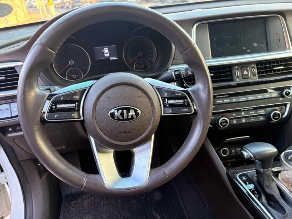 KIA K5 - Vista 7