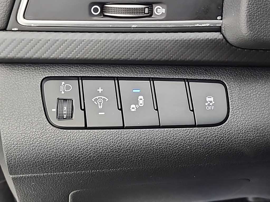 HYUNDAI Avante 2017 Blanco - Importación desde Corea - HF Imports Iquique - Foto 16