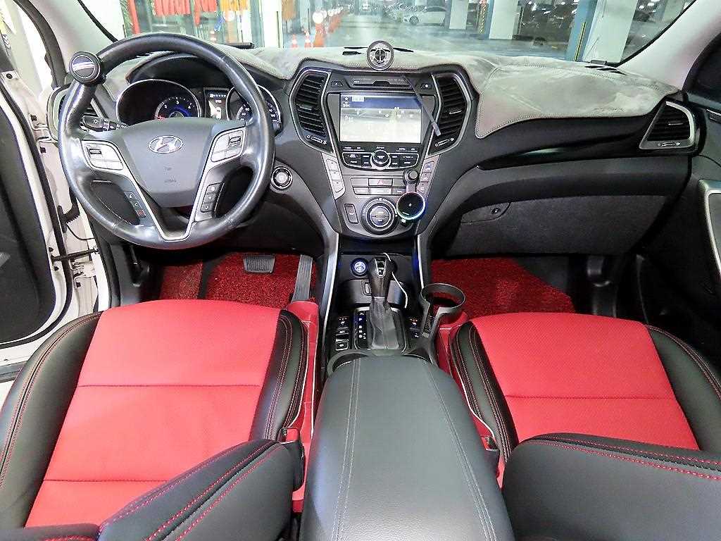 HYUNDAI Santa Fe - Vista 10