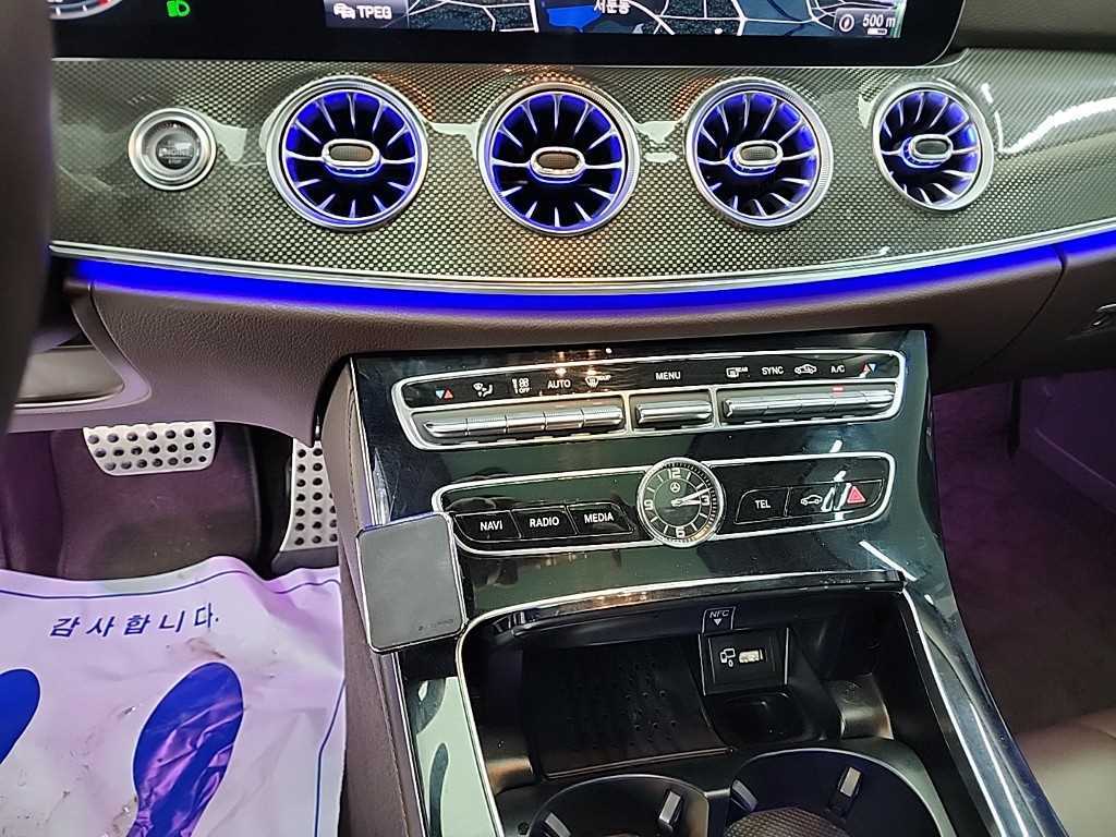 Mercedes Benz CLS Class - Vista 10