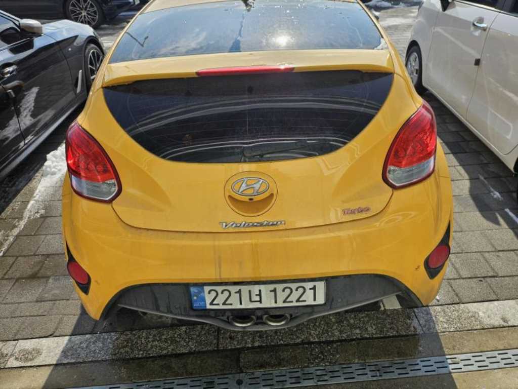 HYUNDAI Veloster - Vista 2