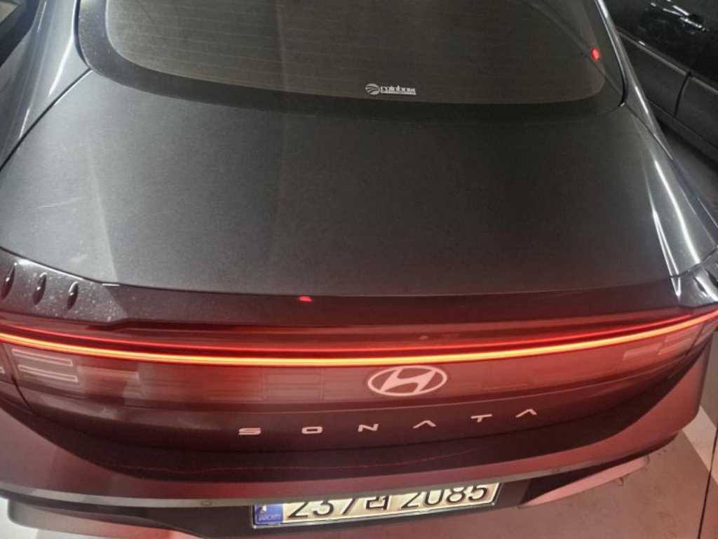 HYUNDAI Sonata - Vista 4