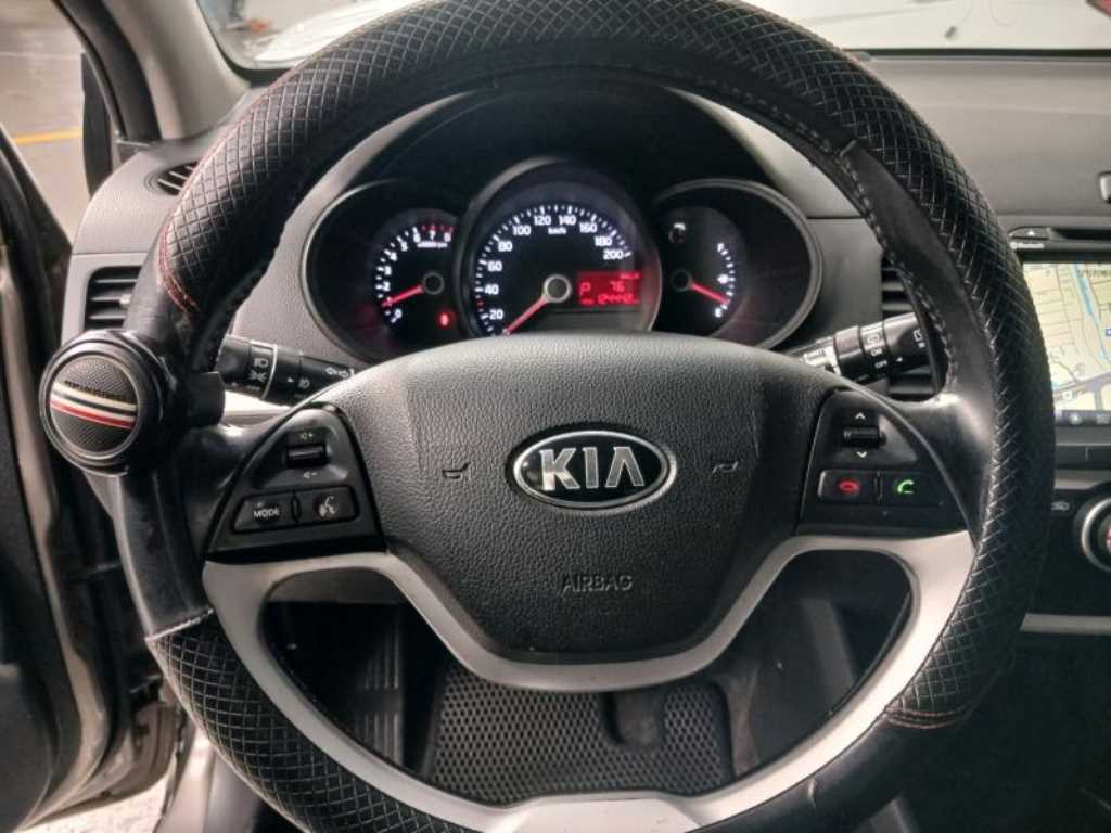 KIA Morning - Vista 11