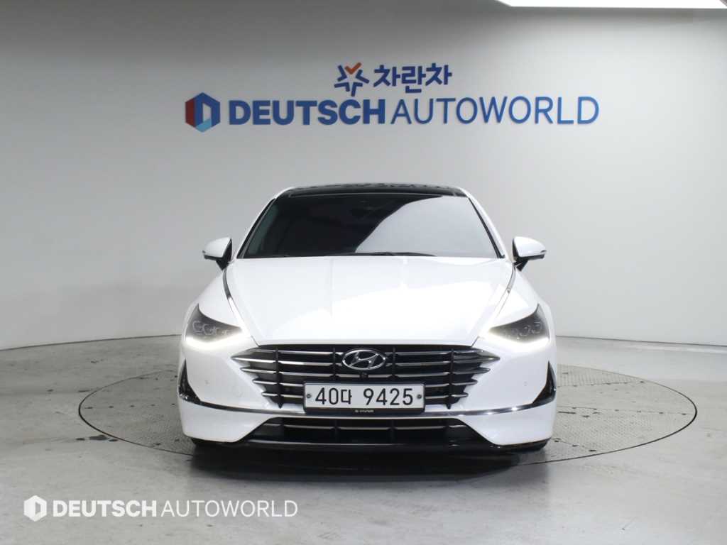 HYUNDAI Sonata - Vista 3