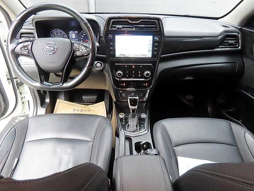 Ssangyong Tivoli - Vista 7