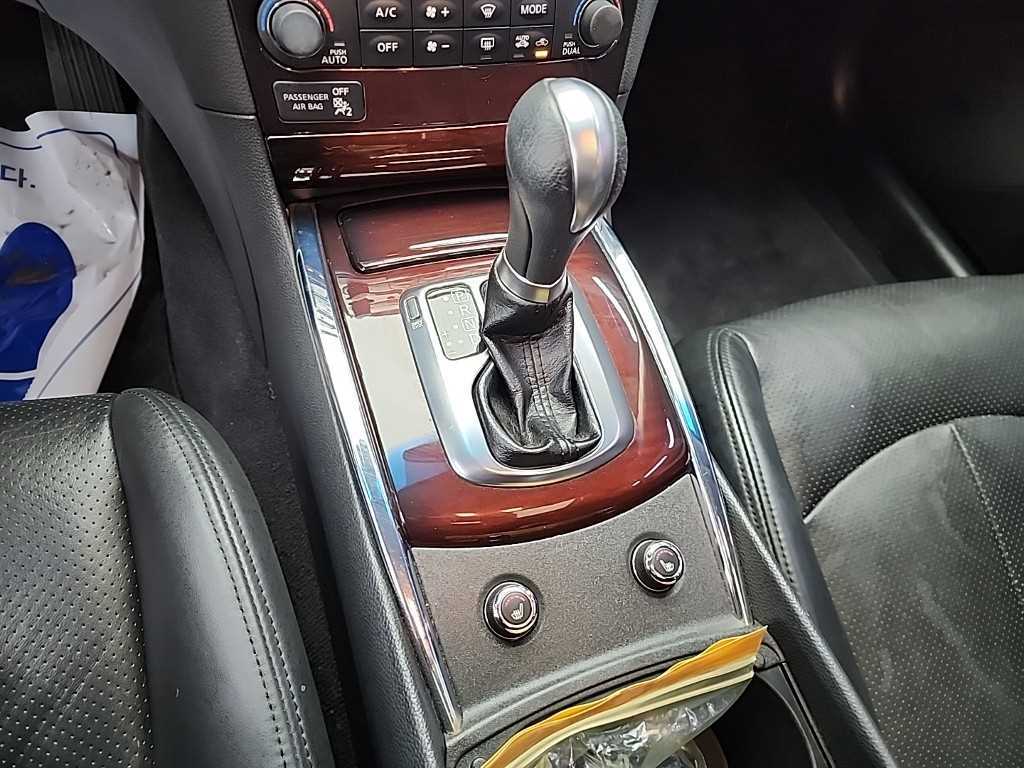 Infiniti G - Vista 8