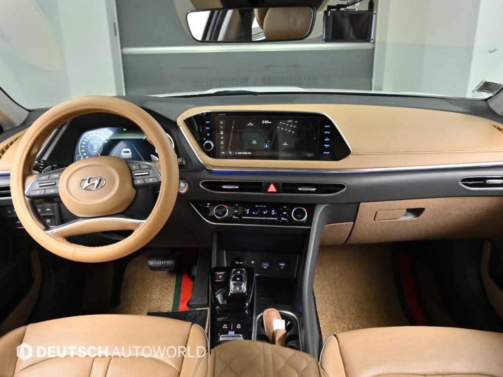 HYUNDAI Sonata - Vista 7