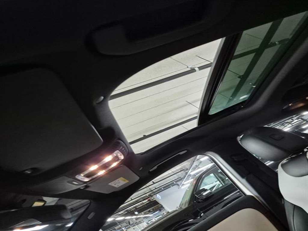 Mercedes Benz GLA Class 2020 Blanco - Importación desde Corea - HF Imports Iquique - Foto 13