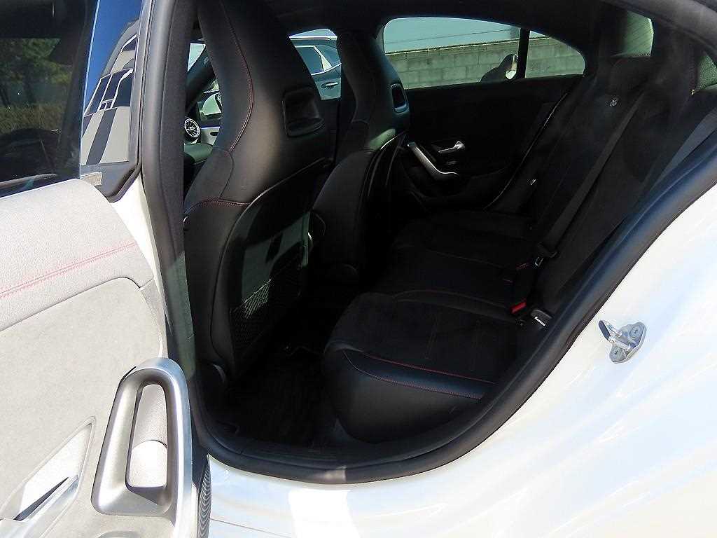 Mercedes Benz CLA Class - Vista 6