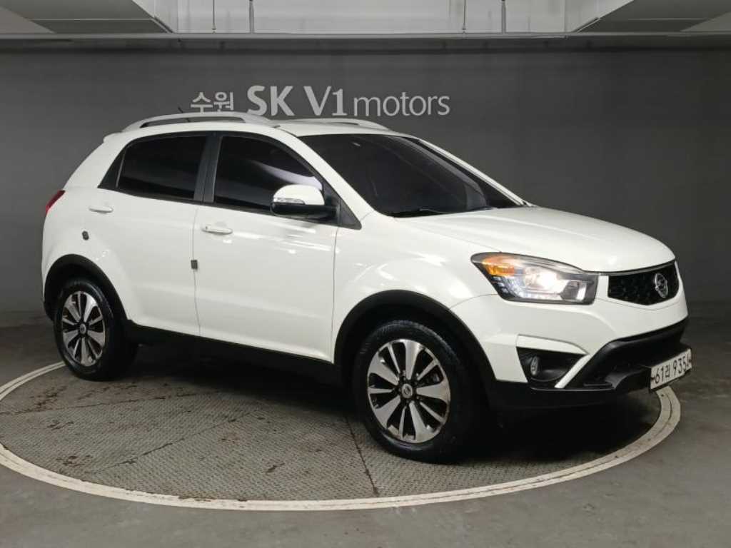 Ssangyong Korando - Vista 5
