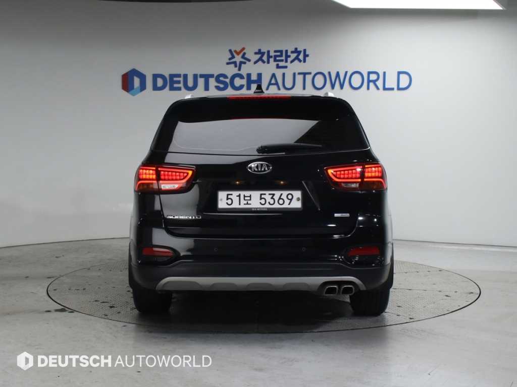 KIA Sorento - Vista 4