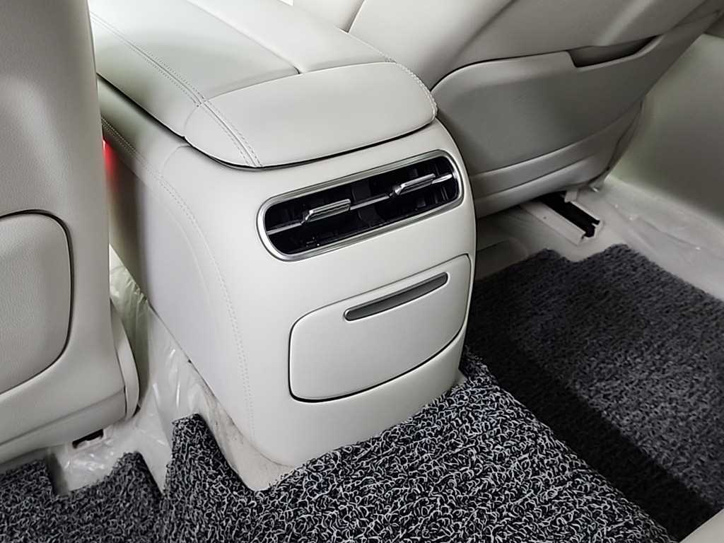 Genesis G90 2025 Gris - Importación desde Corea - HF Imports Iquique - Foto 13