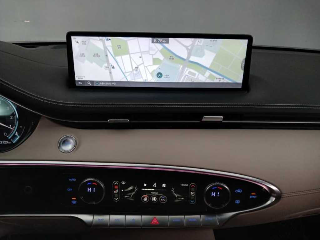 Genesis GV70 - Vista 12