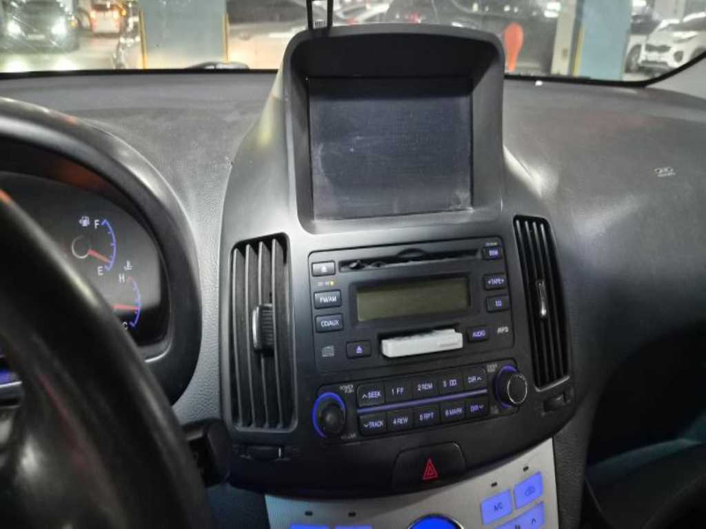 HYUNDAI Avante - Vista 6