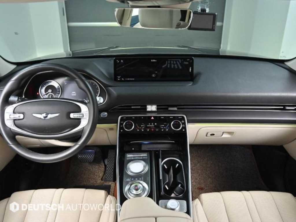 Genesis GV80 - Vista 7