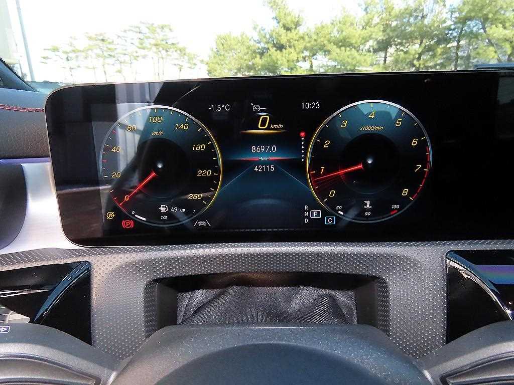 Mercedes Benz CLA Class - Vista 9