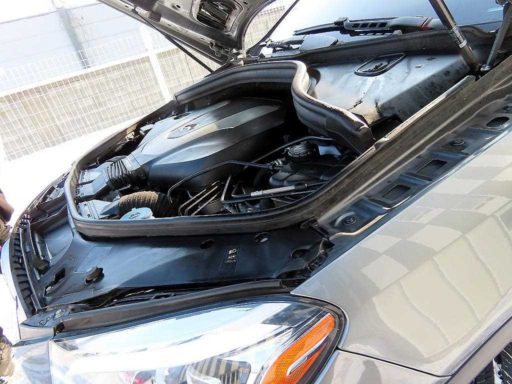 Mercedes Benz GLE Class 2017 Gris - Importación desde Corea - HF Imports Iquique - Foto 19