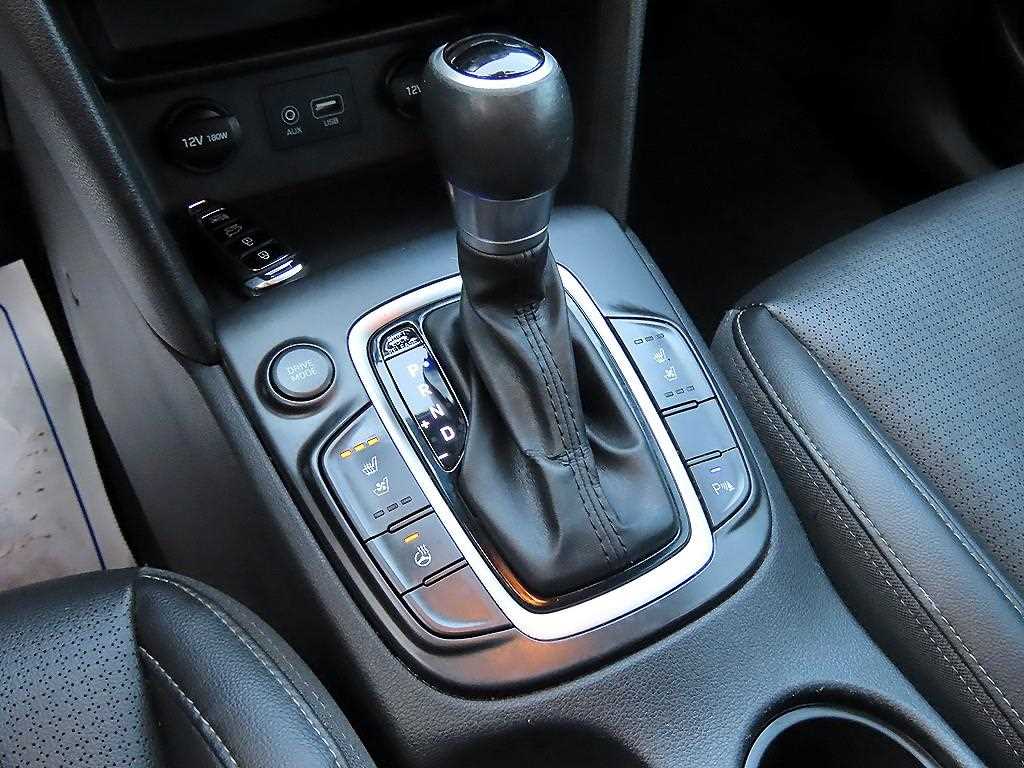 HYUNDAI Kona - Vista 11