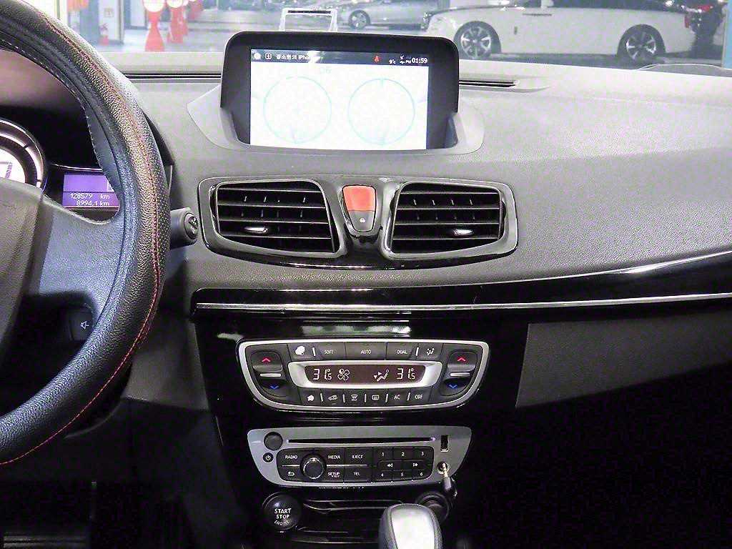 SAMSUNG SM3 - Vista 11