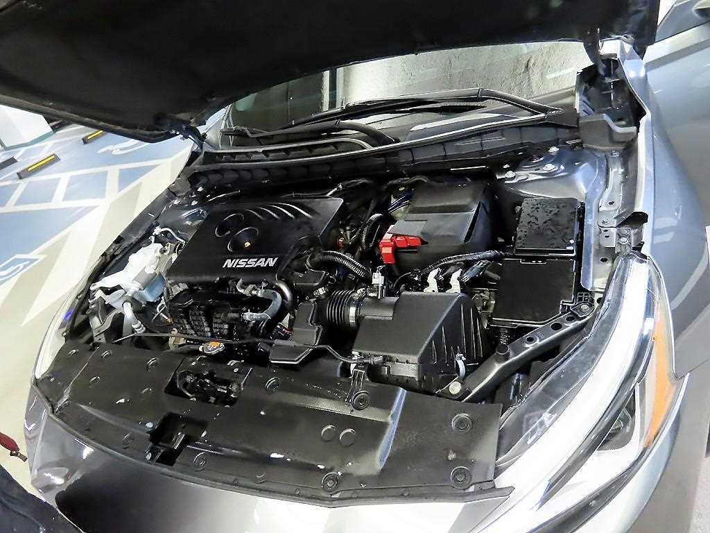 Nissan Altima 2019 Gris - Importación desde Corea - HF Imports Iquique - Foto 19