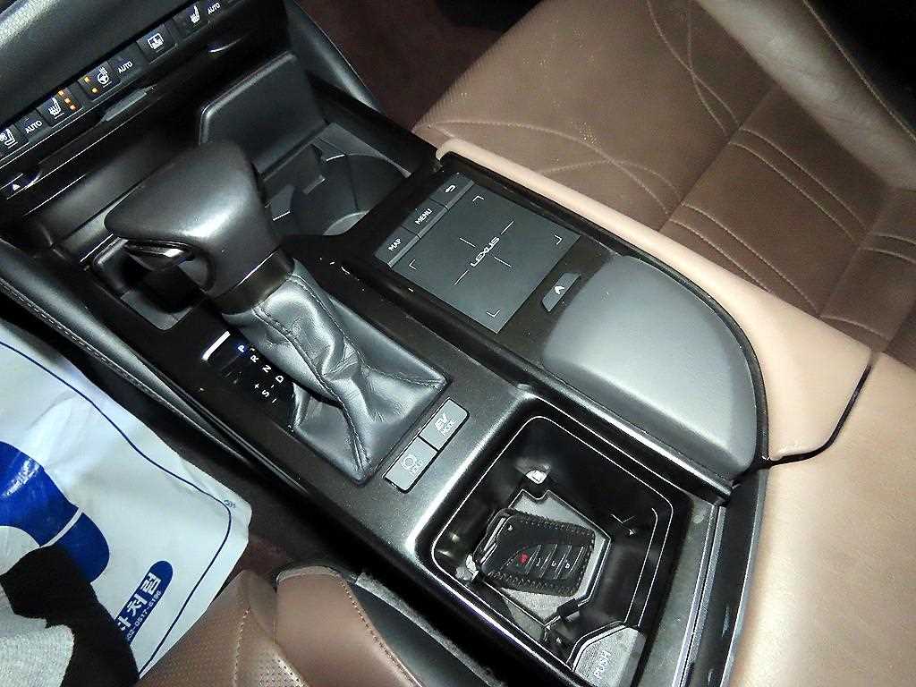 Lexus ES - Vista 12