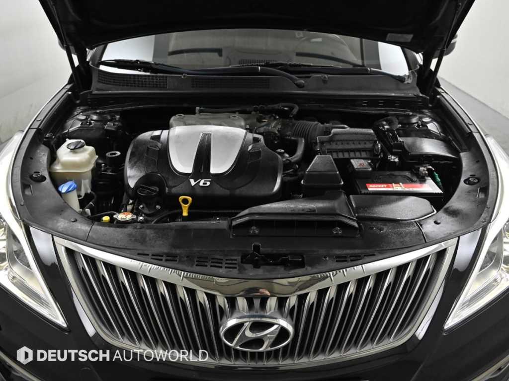 HYUNDAI Grandeur - Vista 6