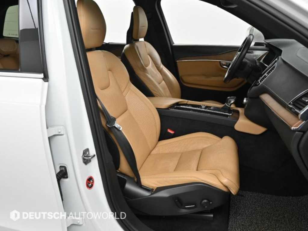 Volvo XC90 - Vista 10